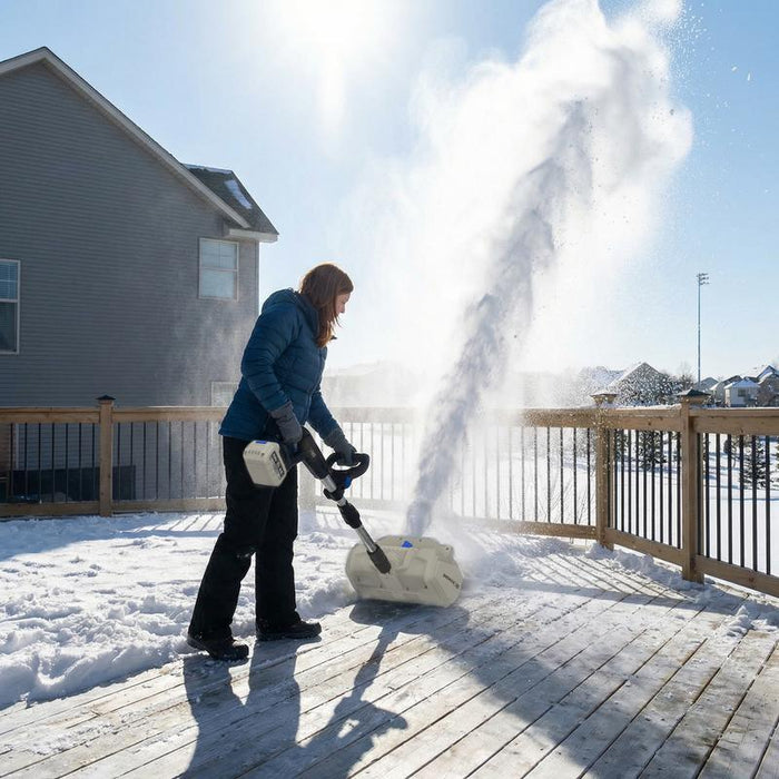 Every Snowfall Used to Mean an Hour of Lifting, Twisting, and Stopping to Rest